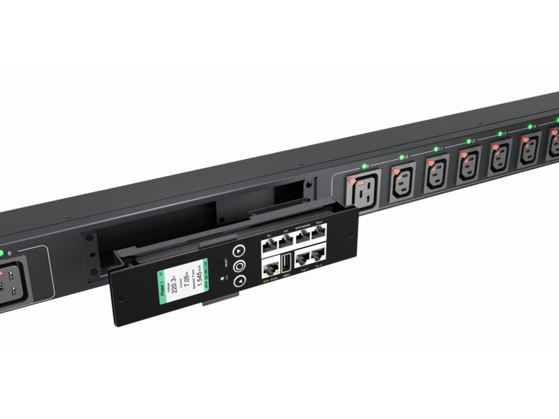 OM-180613I / 1Ph 32A / 7.36kW / 18 x C13, 6 x C19 / 2 x 16A