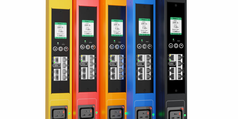 OM-180612I / 1Ph 16A / 3.68kW / 18 x C13, 6 x C19